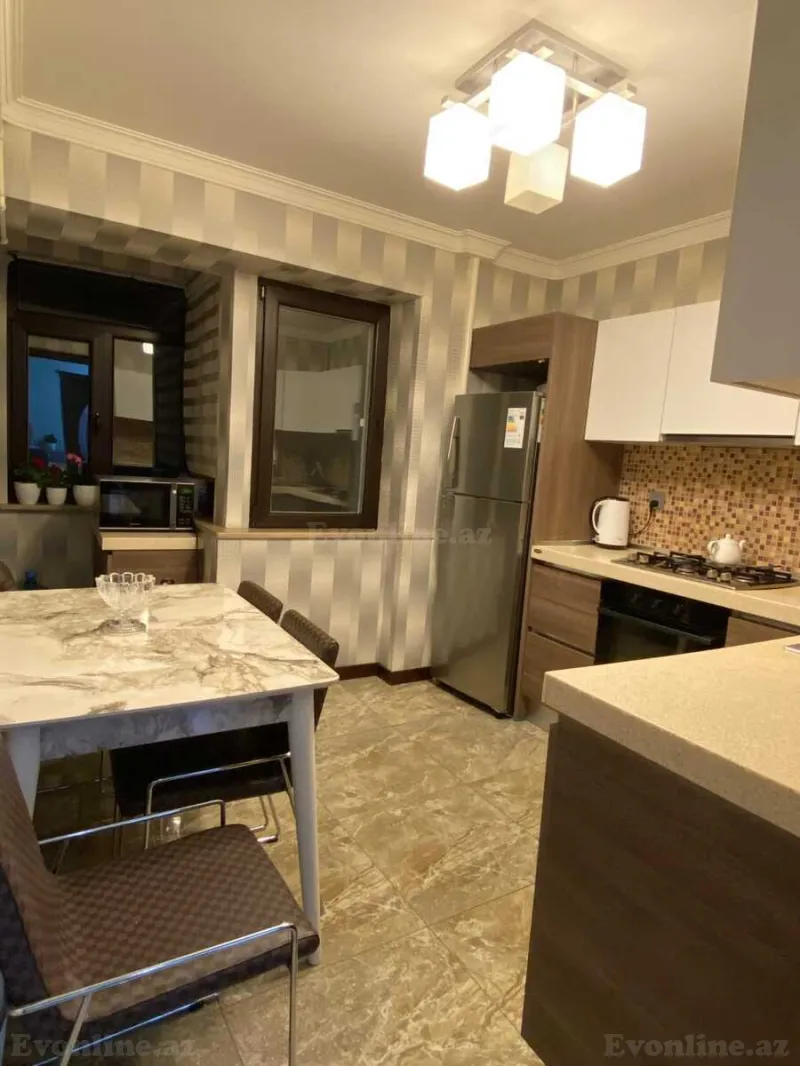 Satılır 3 otaqlı Mənzil Köhnə tikili 120 m² Elmlər Akademiyası m. - şəkil 10