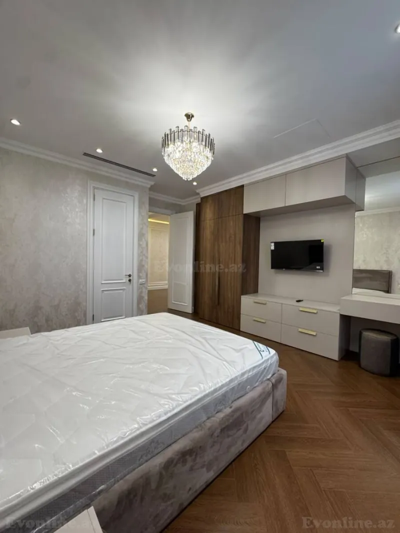Kirayə verilir 3 otaqlı Mənzil Yeni tikili 160 m² Xətai r. - şəkil 6