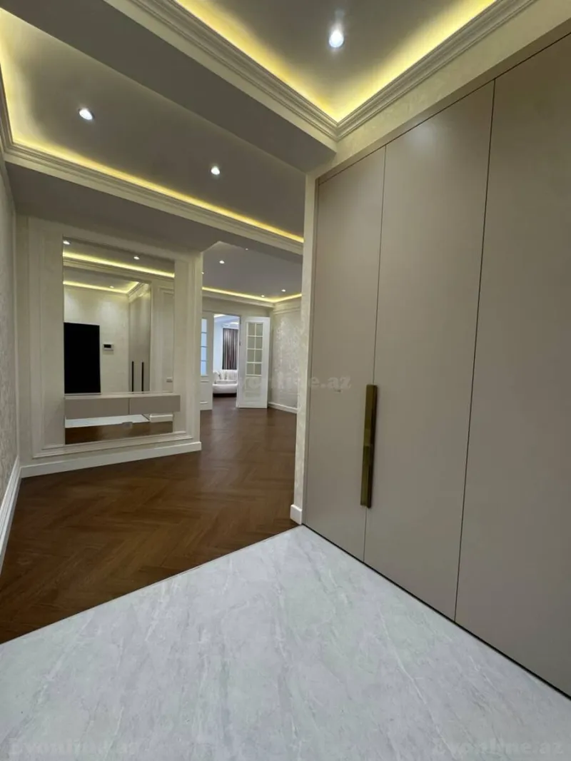 Kirayə verilir 3 otaqlı Mənzil Yeni tikili 160 m² Xətai r. - şəkil 9