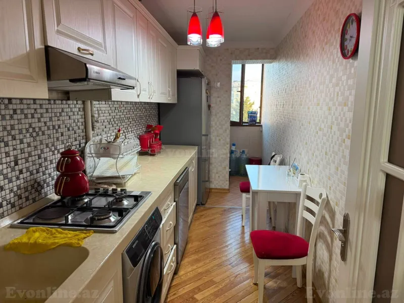 Satılır 3 otaqlı Mənzil Köhnə tikili 75 m² Memar Əcəmi m. - şəkil 6