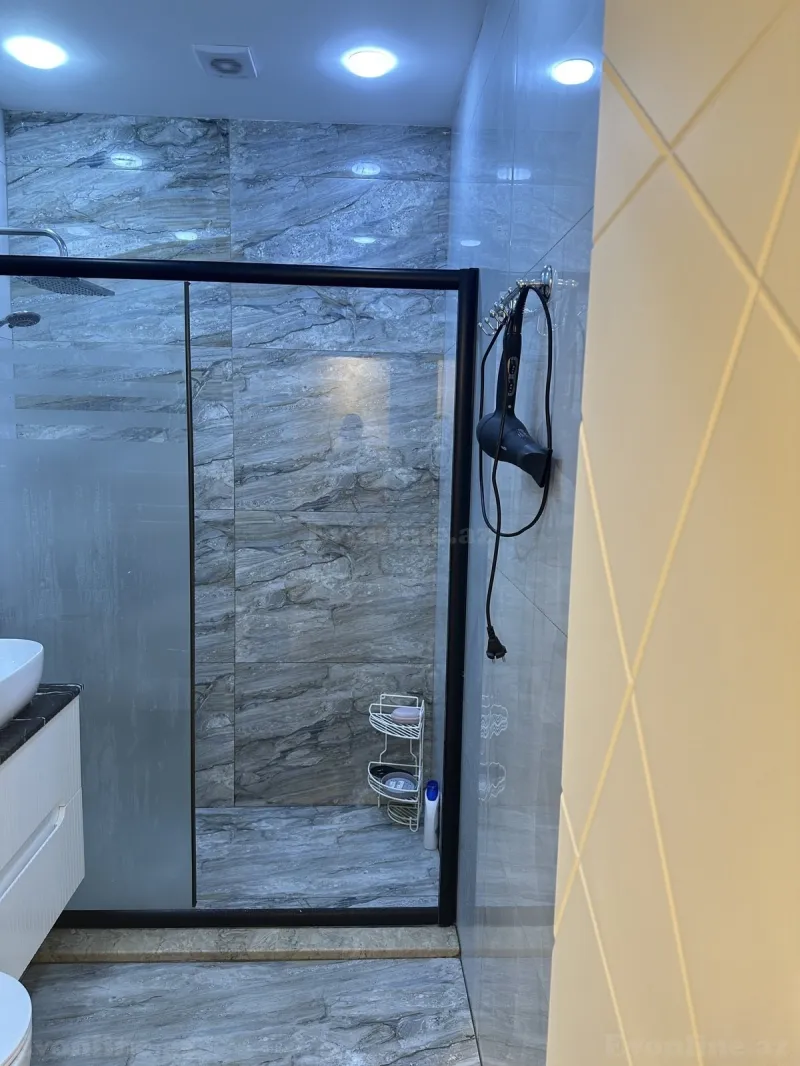 Kirayə verilir 2 otaqlı Mənzil Yeni tikili 90 m² Nərimanov r. - şəkil 9