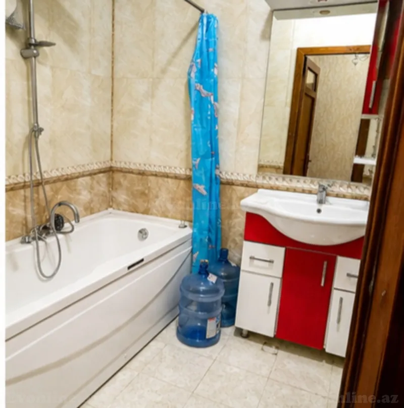 Kirayə verilir 3 otaqlı Mənzil Yeni tikili 145 m² İnşaatçılar m. - şəkil 7