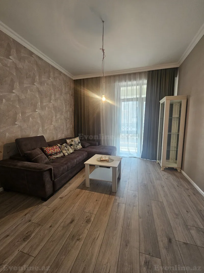 3 otaqlı Mənzil 92 m² Qara Qarayev m. Satılır