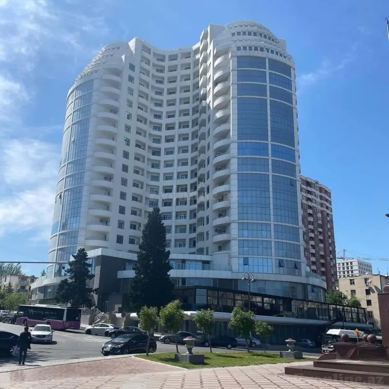 2 otaqlı Mənzil 75 m² Elmlər Akademiyası m. Kirayə verilir