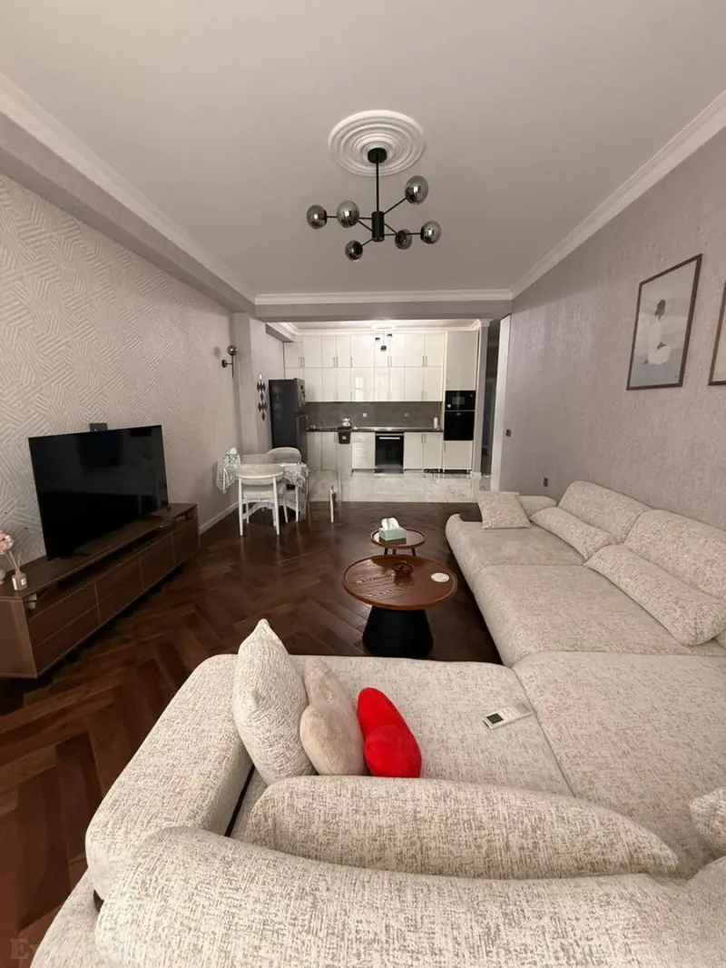 Kirayə verilir 2 otaqlı Mənzil Yeni tikili 75 m² Elmlər Akademiyası m. - şəkil 3