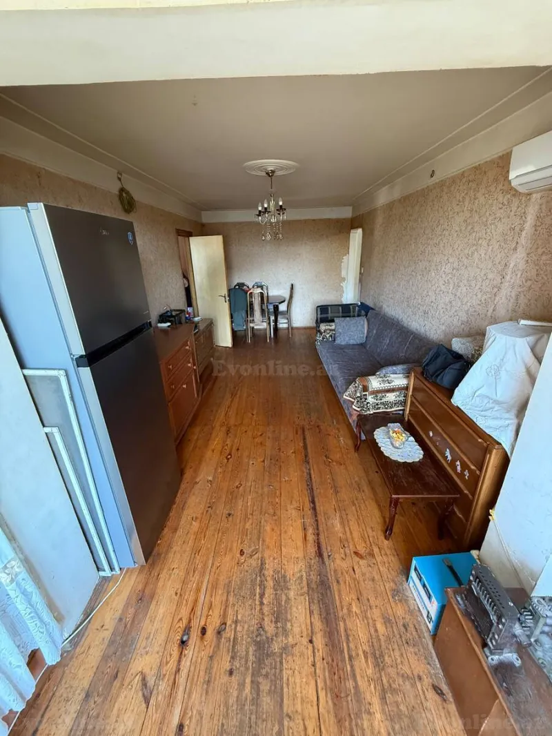 Satılır 2 otaqlı Mənzil Köhnə tikili 55 m² Xalqlar Dostluğu m. - şəkil 2