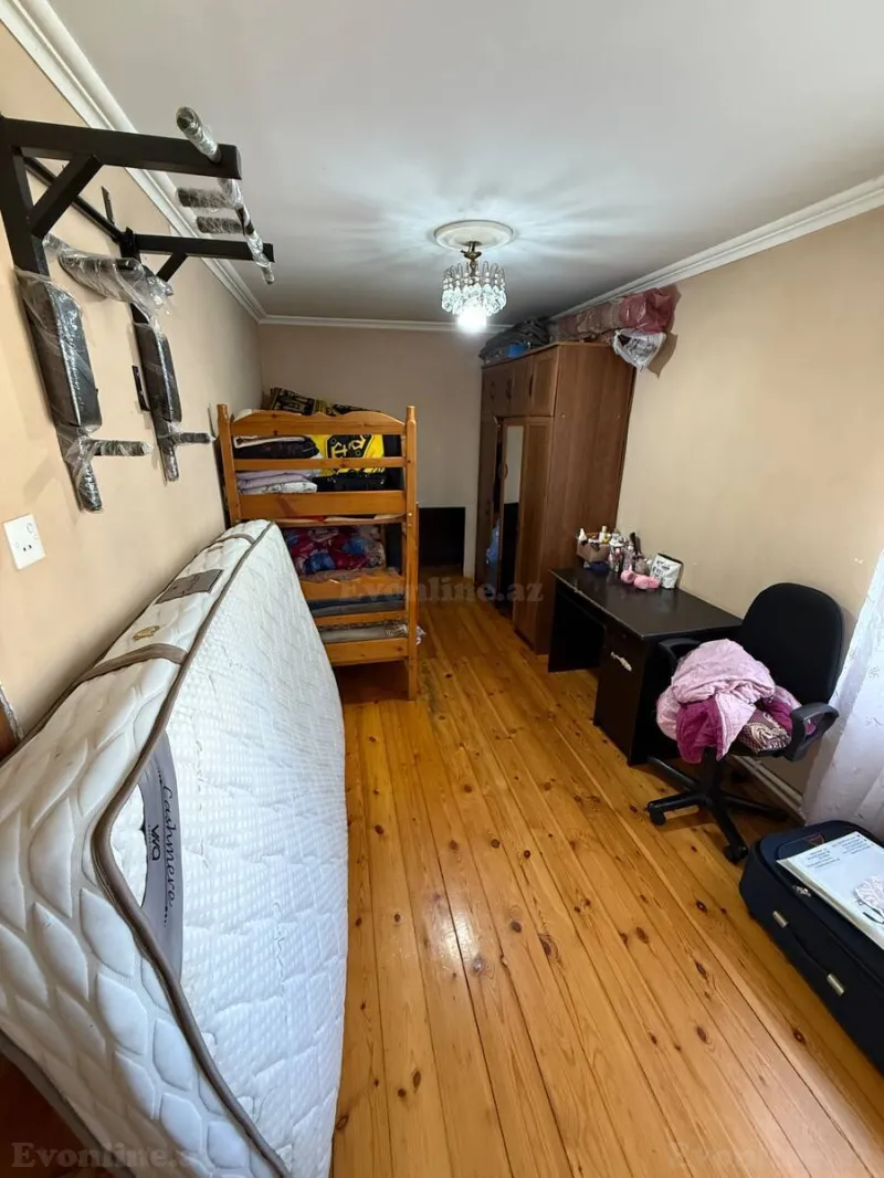 Satılır 2 otaqlı Mənzil Köhnə tikili 55 m² Xalqlar Dostluğu m. - şəkil 3
