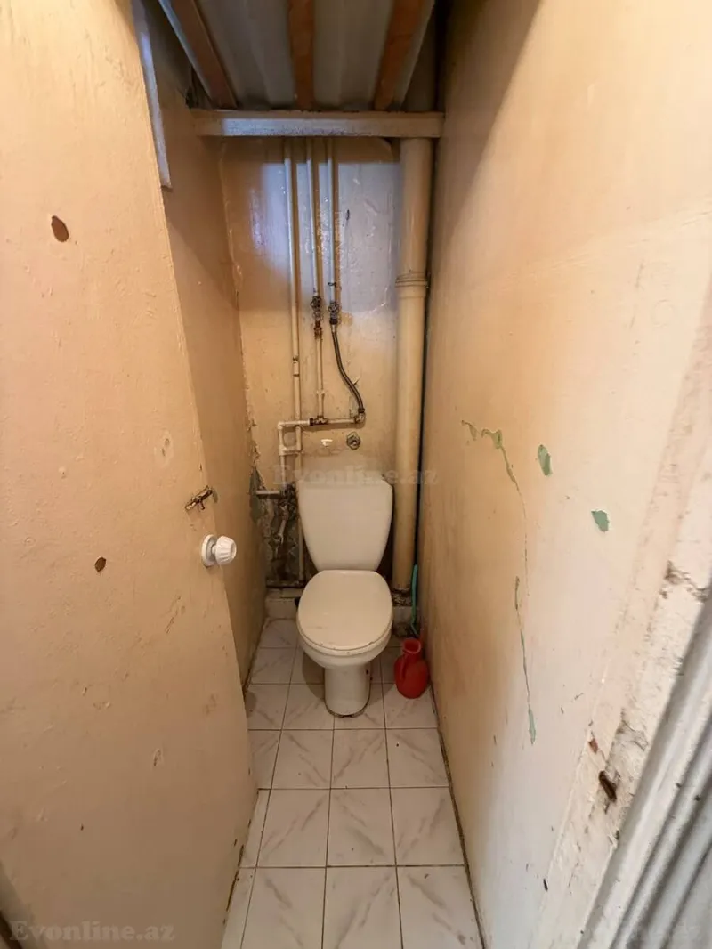 Satılır 2 otaqlı Mənzil Köhnə tikili 55 m² Xalqlar Dostluğu m. - şəkil 14
