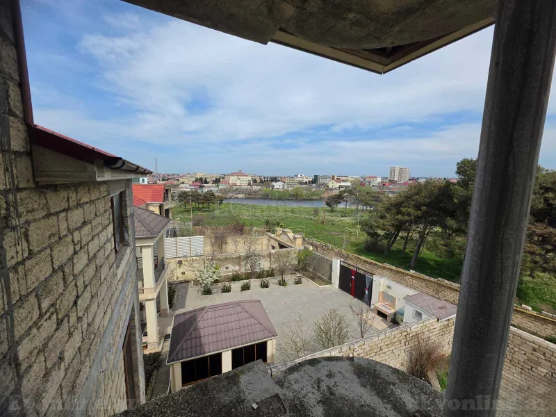 Satılır 10 otaqlı Həyət evi 650 m² Qara Qarayev m. - şəkil 3