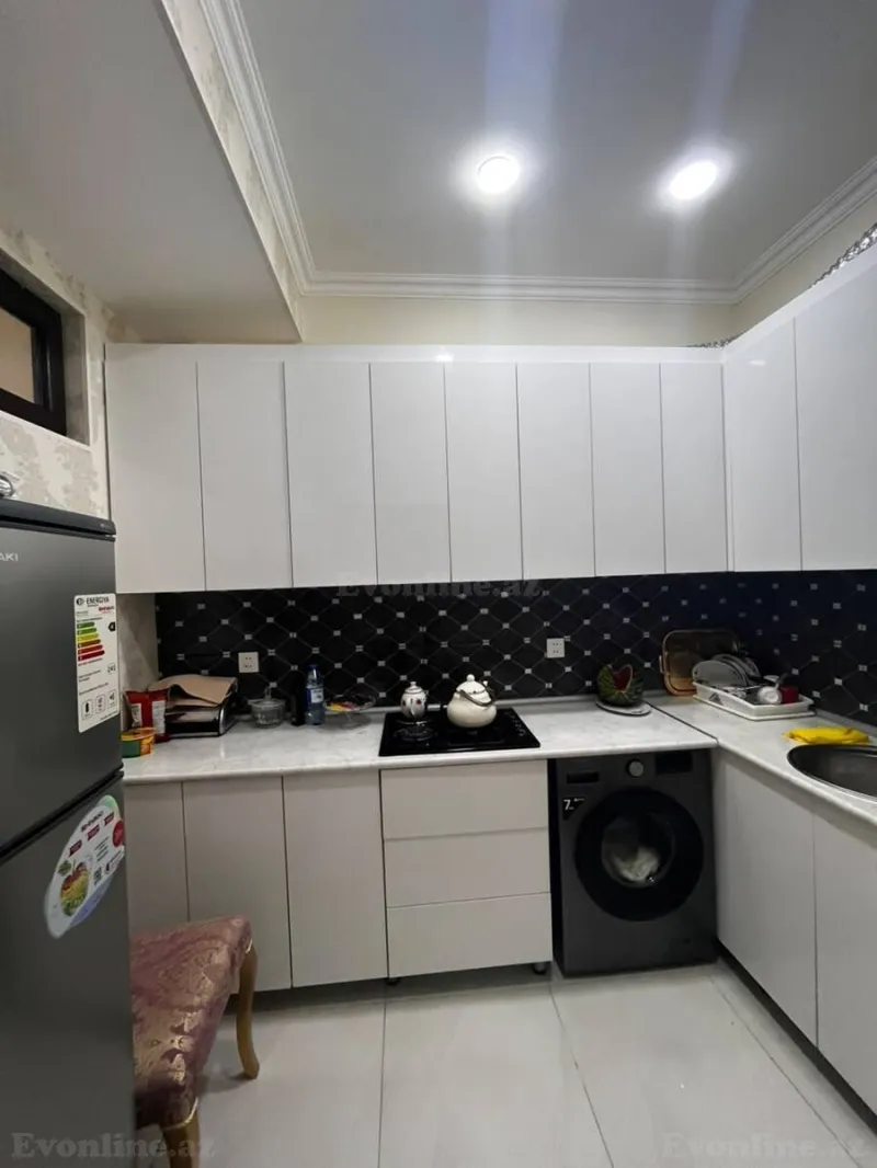 Kirayə verilir 2 otaqlı Mənzil Yeni tikili 70 m² Nəsimi m. - şəkil 3