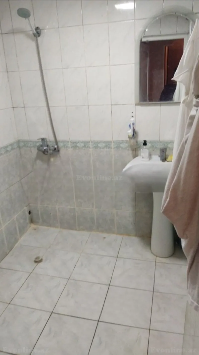 Kirayə verilir 2 otaqlı Mənzil Köhnə tikili 50 m² Azadlıq prospekti m. - şəkil 10