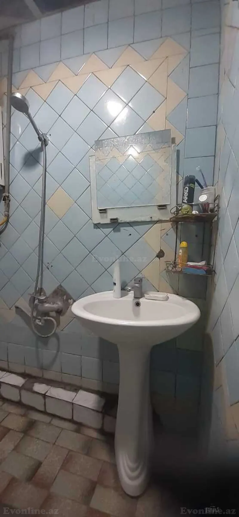 Satılır 2 otaqlı Mənzil Köhnə tikili 42 m² Memar Əcəmi m. - şəkil 5