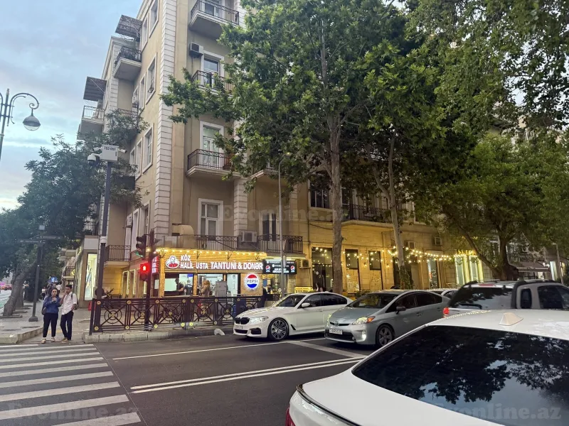 Kirayə verilir 3 otaqlı Mənzil Köhnə tikili 90 m² 28 May m. - şəkil 2