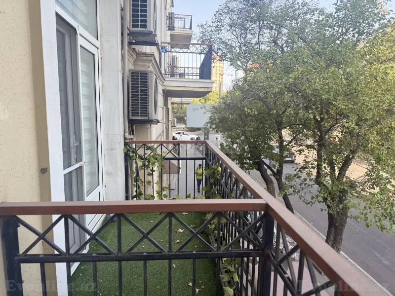 Kirayə verilir 3 otaqlı Mənzil Köhnə tikili 90 m² 28 May m. - şəkil 3