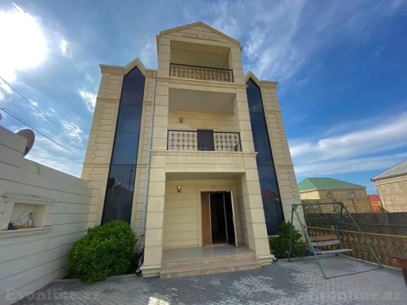 5 otaqlı Həyət evi 220 m² Masazır Satılır
