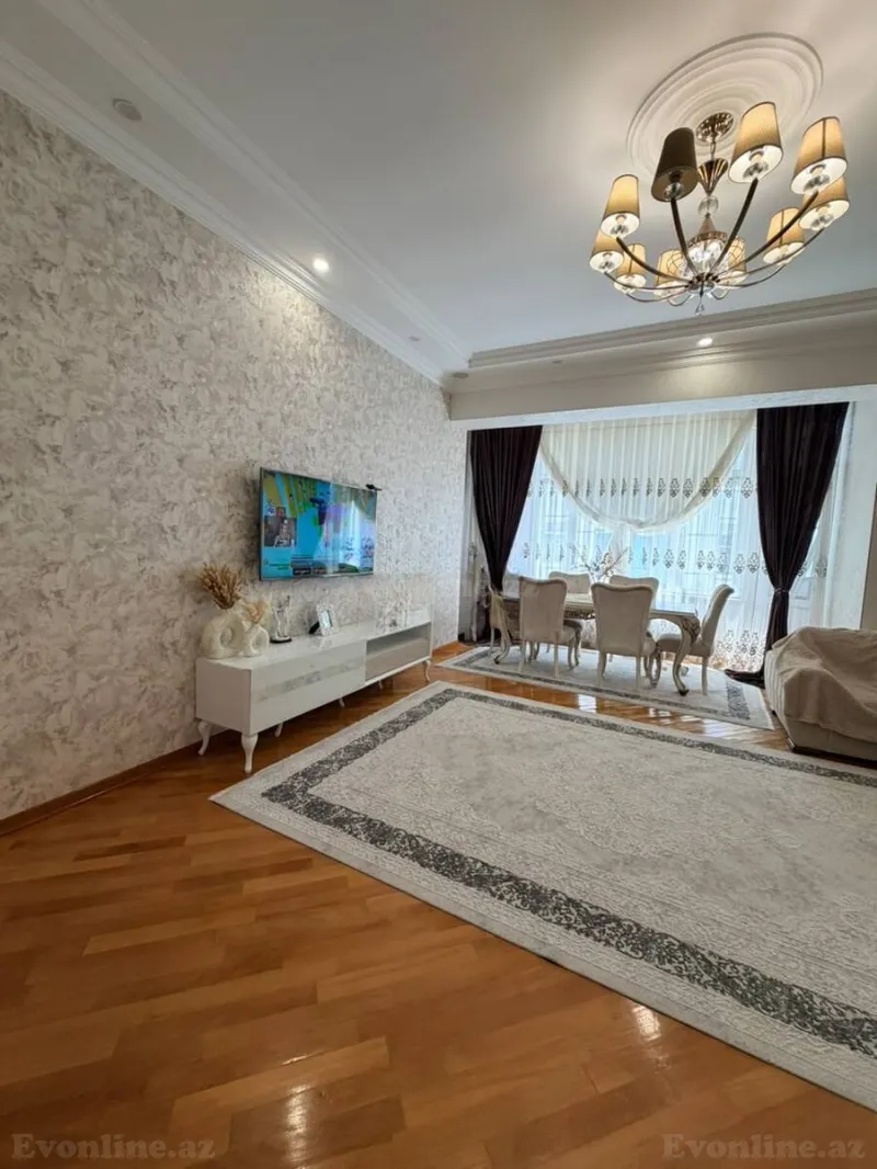 Satılır 3 otaqlı Mənzil Yeni tikili 150 m² İnşaatçılar m. - şəkil 3