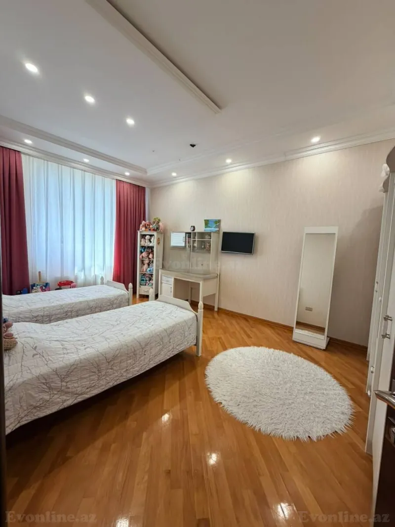 Satılır 3 otaqlı Mənzil Yeni tikili 150 m² İnşaatçılar m. - şəkil 8