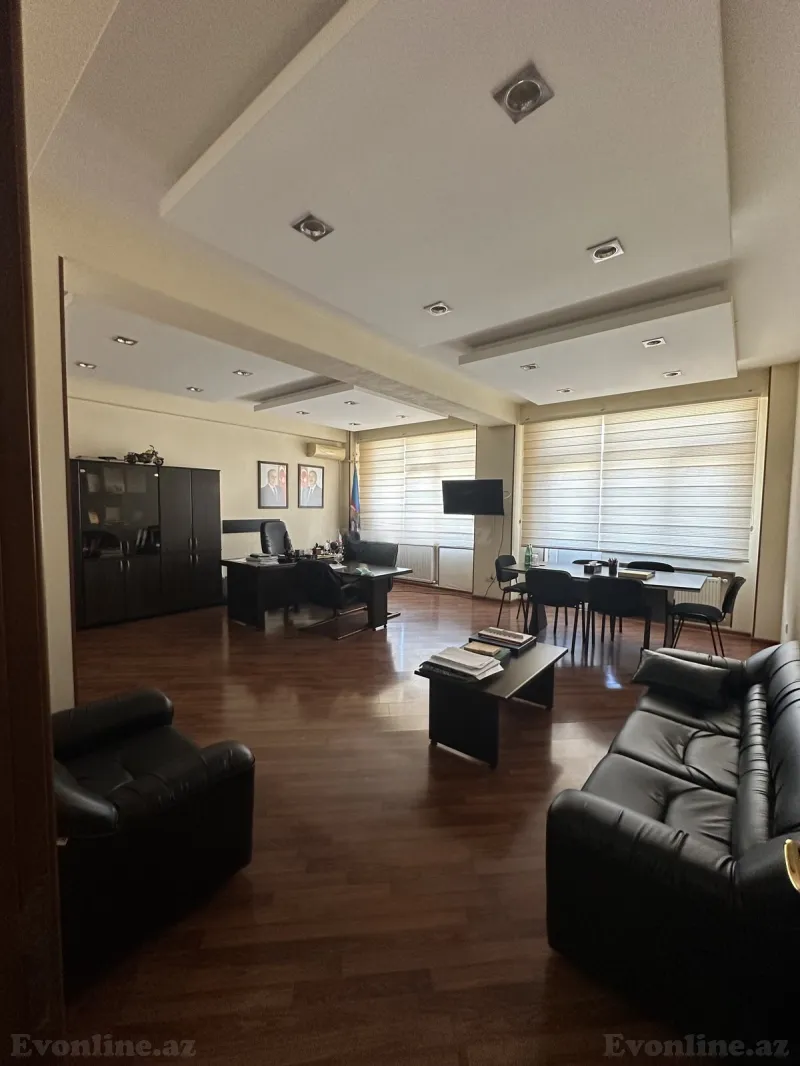 Satılır Ofis 350 m² İnşaatçılar m. - şəkil 2