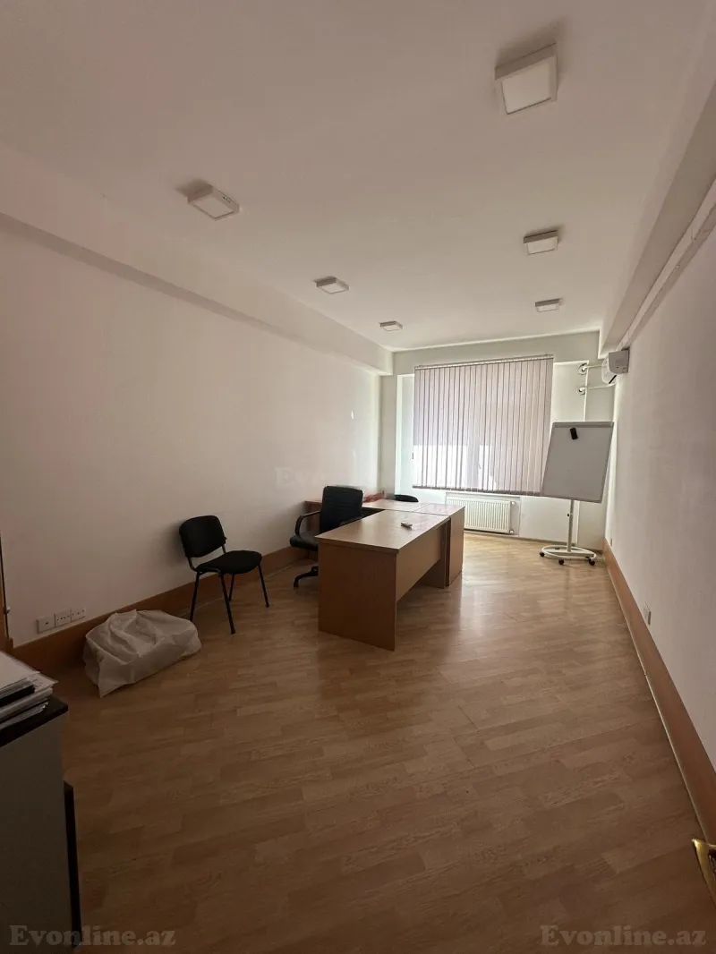 Satılır Ofis 350 m² İnşaatçılar m. - şəkil 8