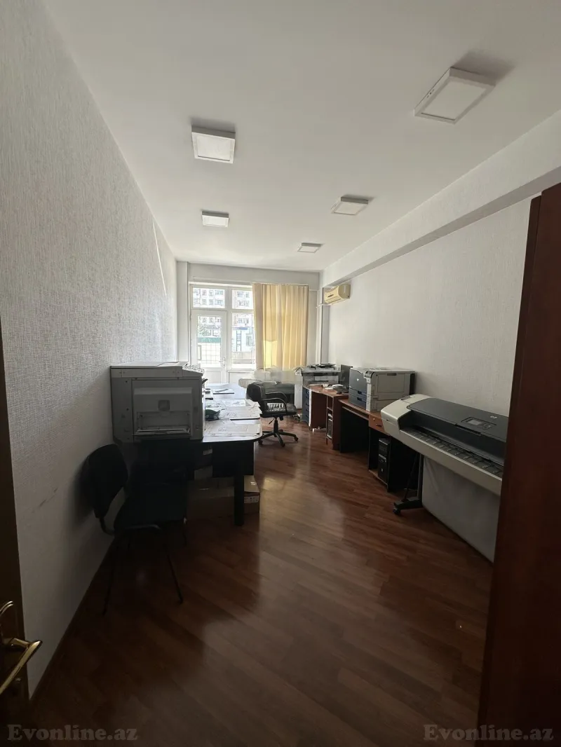 Satılır Ofis 350 m² İnşaatçılar m. - şəkil 12