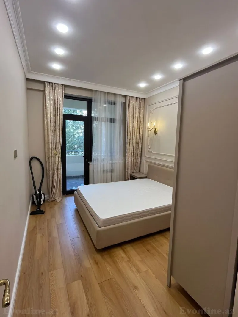 Kirayə verilir 2 otaqlı Mənzil Yeni tikili 60 m² Gənclik m. - şəkil 2