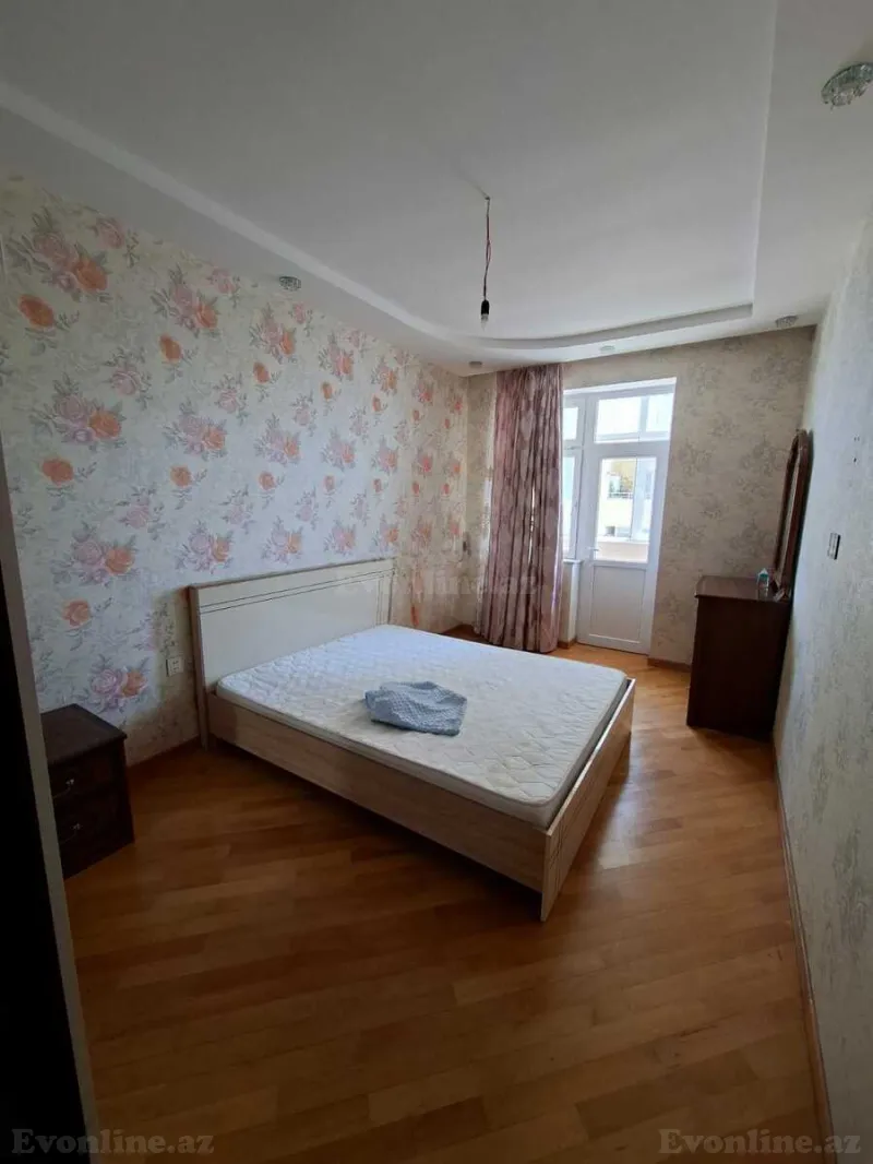 Kirayə verilir 3 otaqlı Mənzil Yeni tikili 120 m² İnşaatçılar m. - şəkil 9