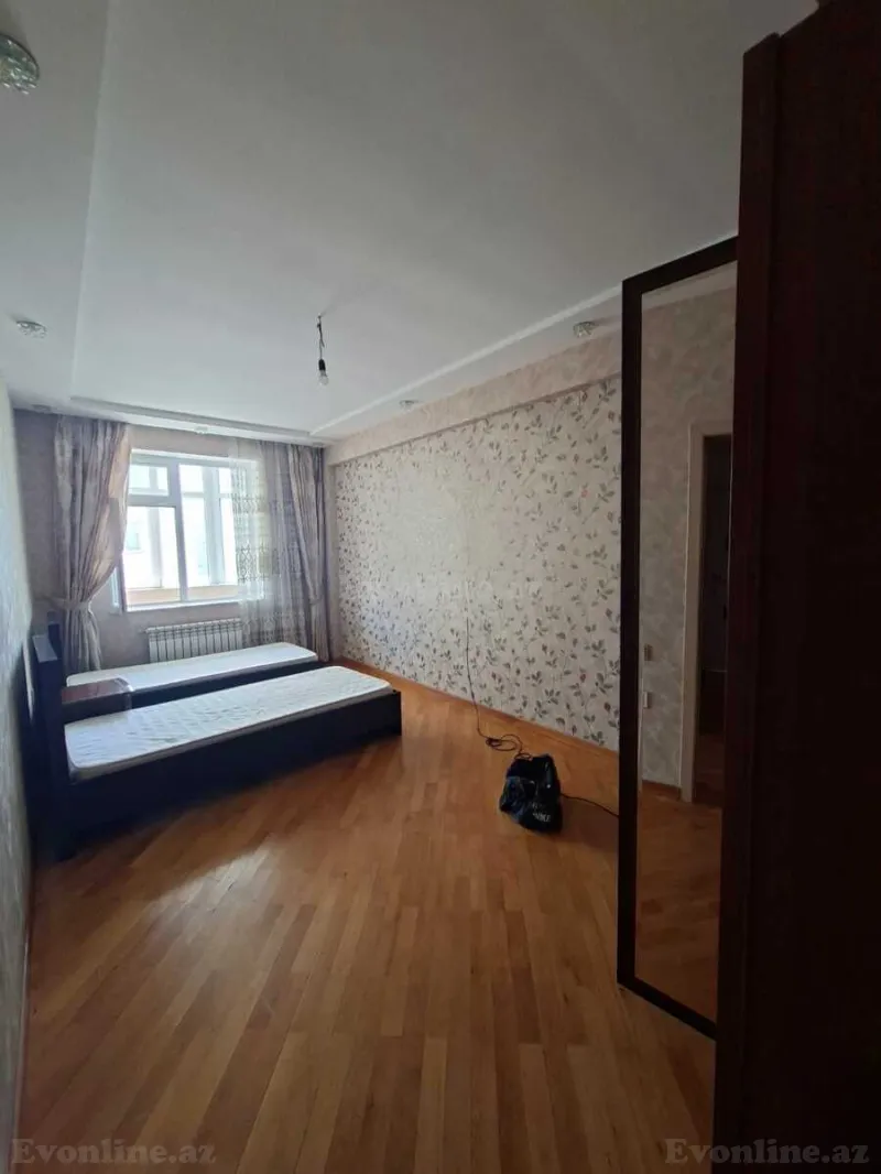 Kirayə verilir 3 otaqlı Mənzil Yeni tikili 120 m² İnşaatçılar m. - şəkil 12