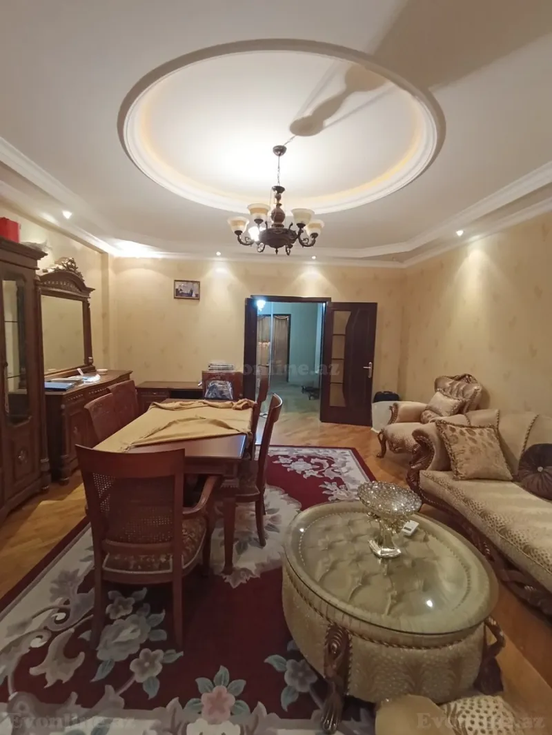 Satılır 3 otaqlı Mənzil Yeni tikili 130 m² 8 Noyabr m. - şəkil 2
