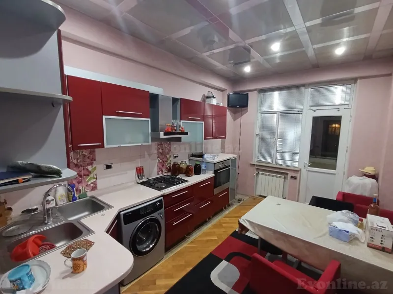 Satılır 3 otaqlı Mənzil Yeni tikili 130 m² 8 Noyabr m. - şəkil 6