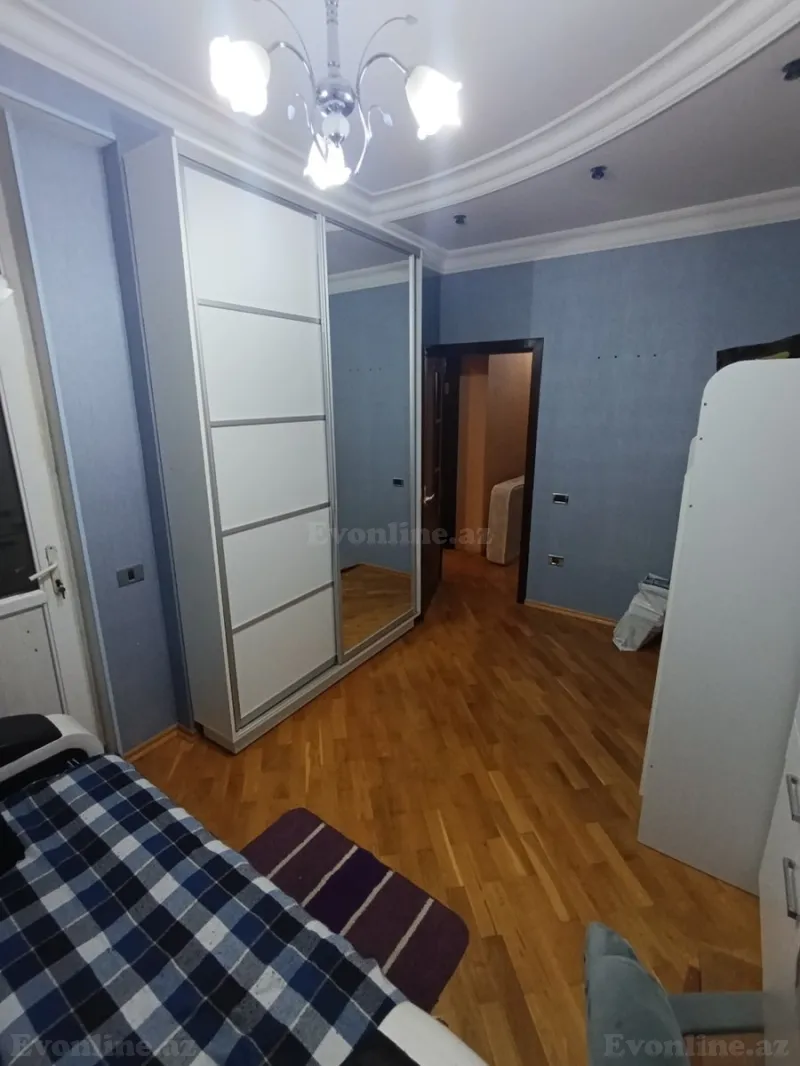 Satılır 3 otaqlı Mənzil Yeni tikili 130 m² 8 Noyabr m. - şəkil 9