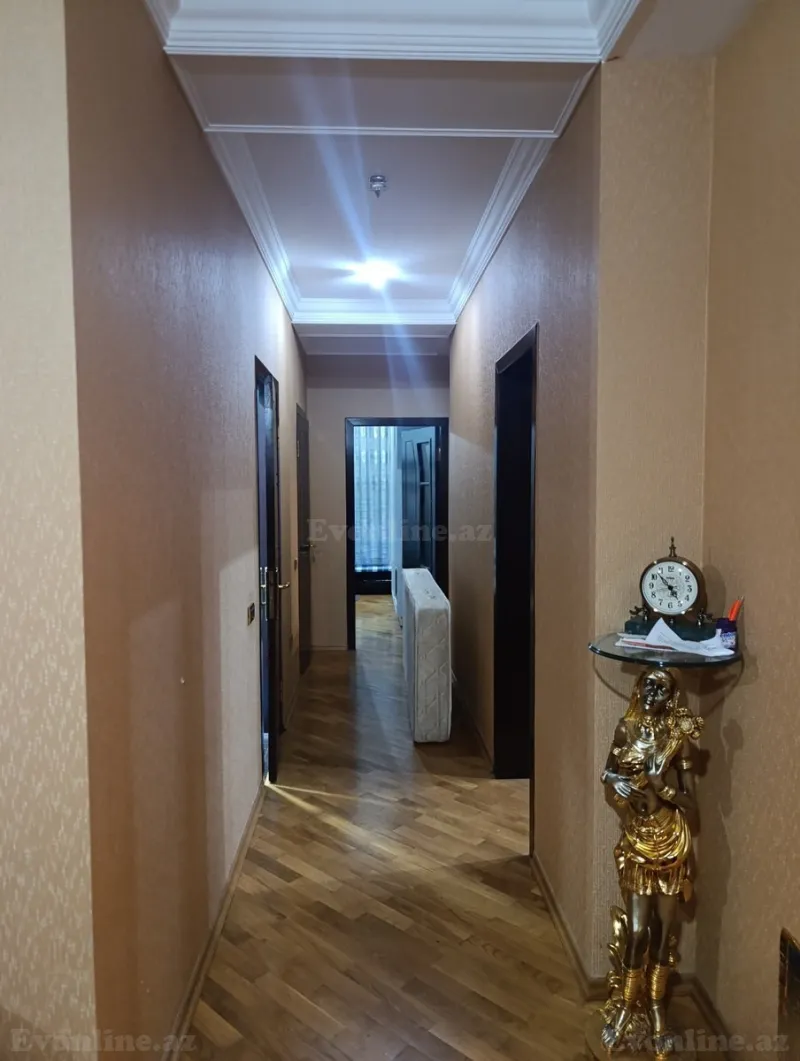Satılır 3 otaqlı Mənzil Yeni tikili 130 m² 8 Noyabr m. - şəkil 10