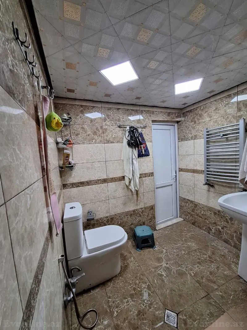 Satılır 2 otaqlı Mənzil Köhnə tikili 70 m² Nəsimi m. - şəkil 7