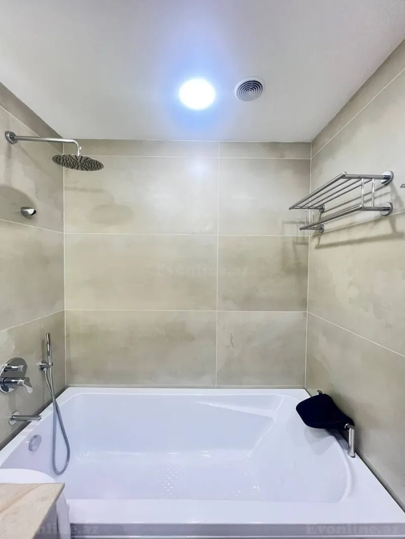 Satılır 3 otaqlı Mənzil Yeni tikili 125 m² İnşaatçılar m. - şəkil 15