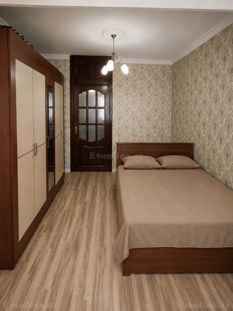 Satılır 3 otaqlı Mənzil Köhnə tikili 68 m² Bakıxanov - şəkil 10