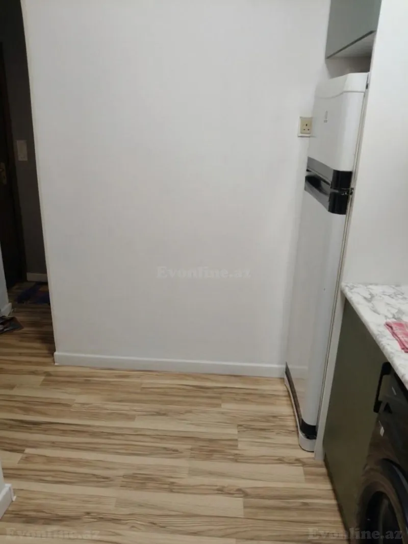 Satılır 3 otaqlı Mənzil Köhnə tikili 68 m² Bakıxanov - şəkil 21