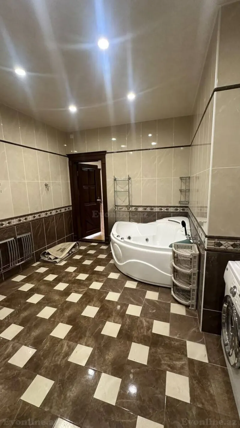 Kirayə verilir 5 otaqlı Mənzil Yeni tikili 240 m² 28 May m. - şəkil 15