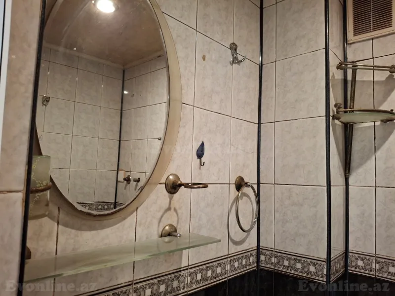 Satılır 2 otaqlı Mənzil Köhnə tikili 45 m² Yasamal - şəkil 4