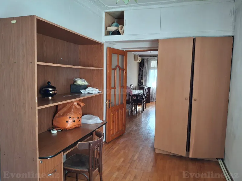 Satılır 2 otaqlı Mənzil Köhnə tikili 45 m² Yasamal - şəkil 5