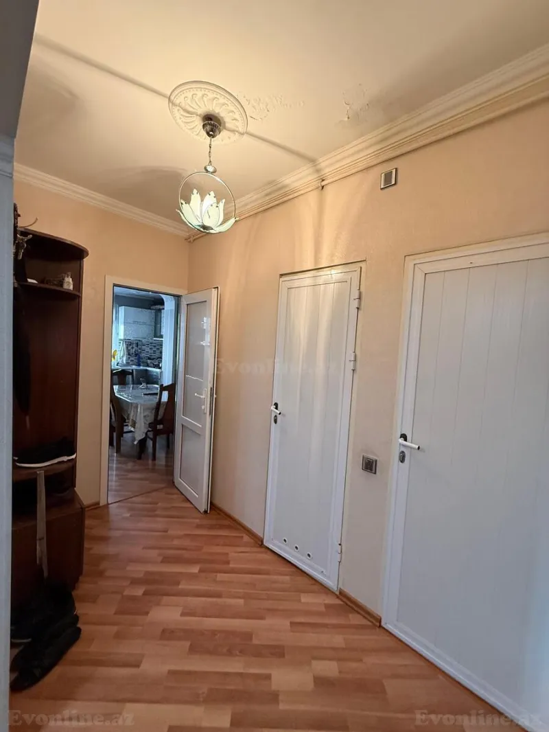 Satılır 2 otaqlı Mənzil Köhnə tikili 65 m² Həzi Aslanov m. - şəkil 14