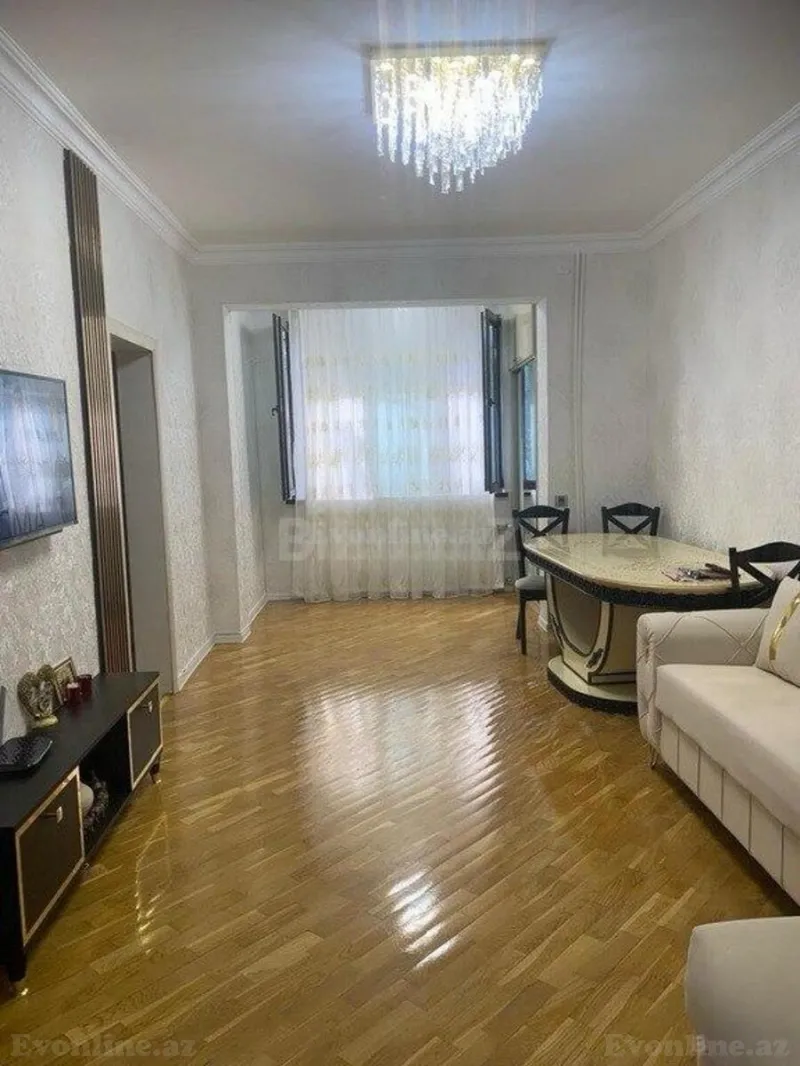 2 otaqlı Mənzil 50 m² 7-ci mikrorayon Satılır