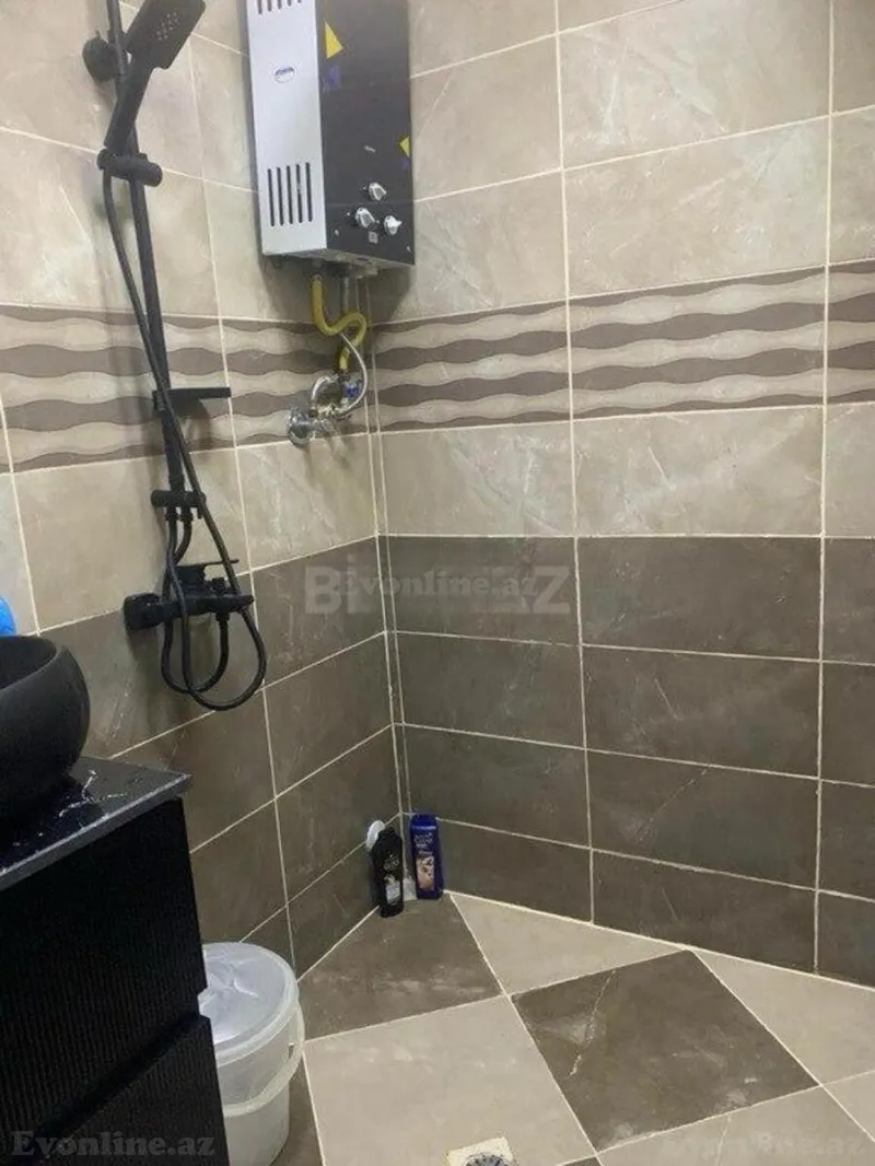 Satılır 2 otaqlı Mənzil Köhnə tikili 50 m² 7-ci mikrorayon - şəkil 4