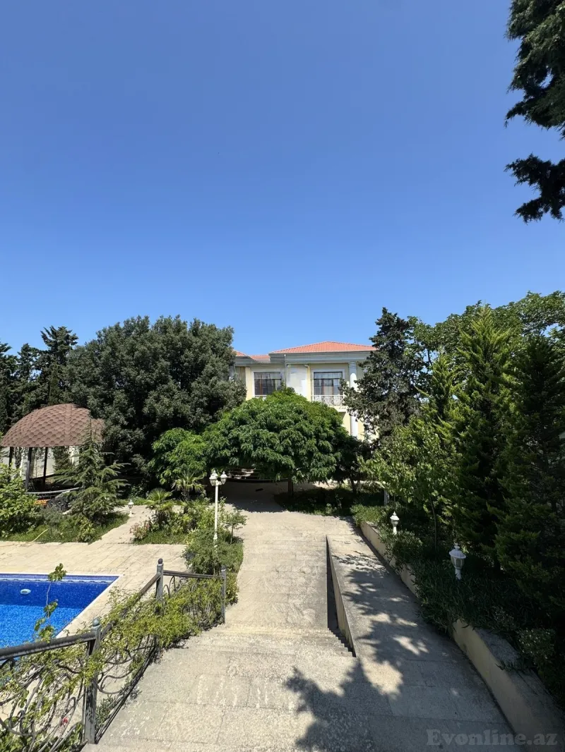 6 otaqlı Həyət evi 420 m² Bilgəh Satılır