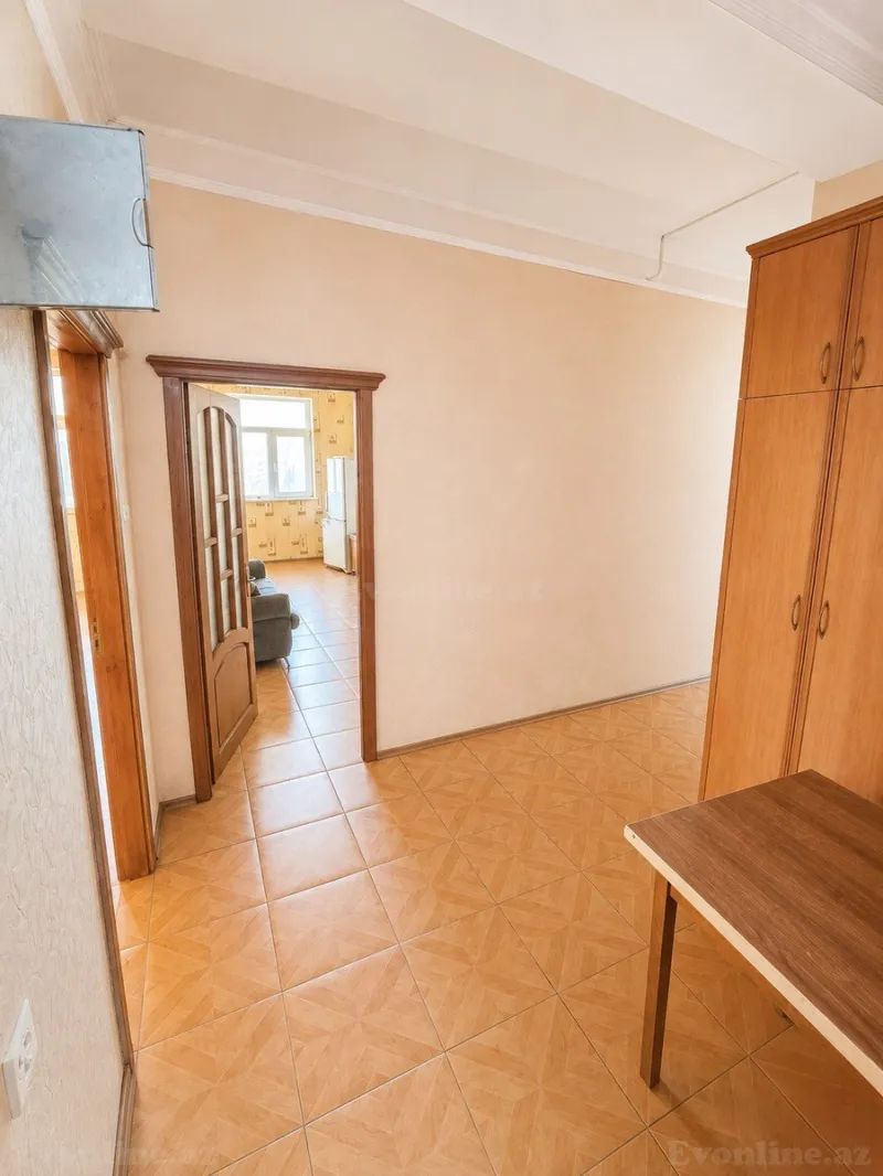 Satılır 3 otaqlı Mənzil Yeni tikili 112 m² Neftçilər m. - şəkil 6