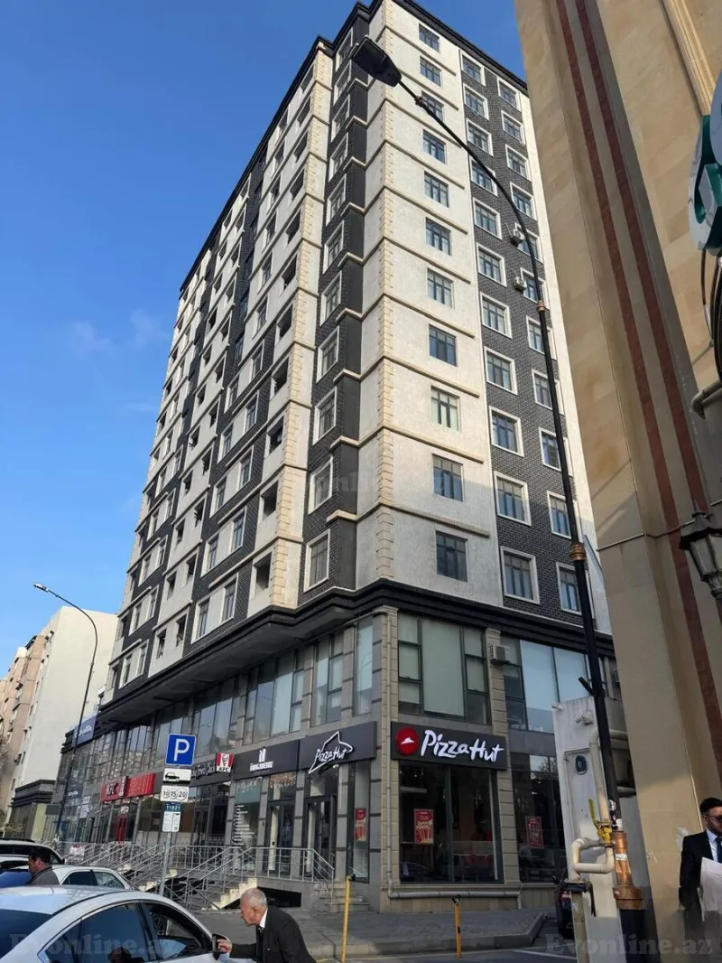 3 otaqlı Mənzil 92 m² 20 Yanvar m. Satılır
