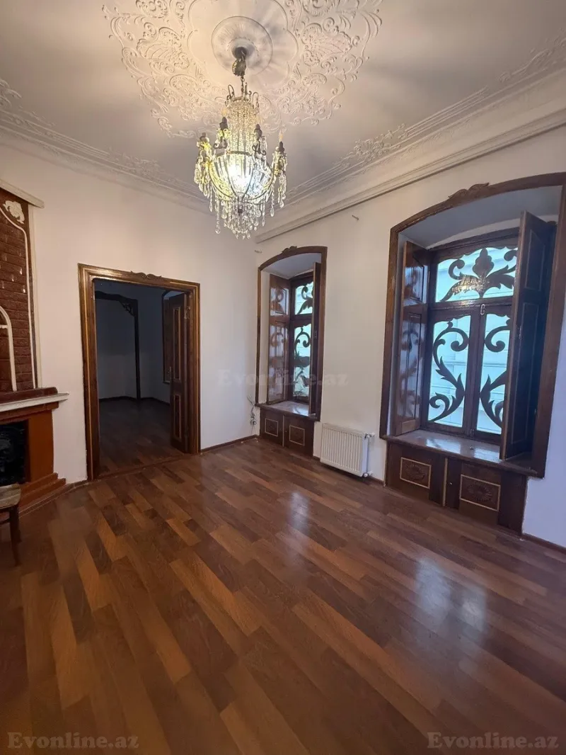 Obyekt 100 m² Səbail r. Kirayə verilir