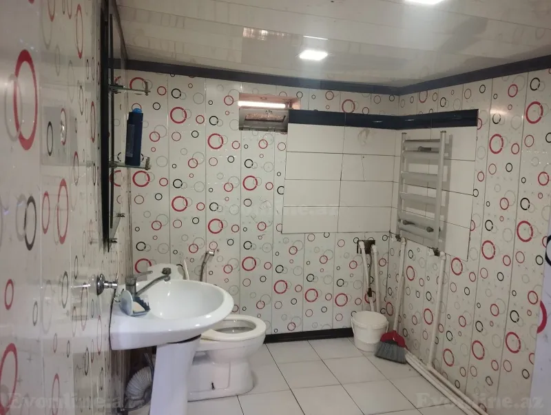 Satılır 5 otaqlı Həyət evi 150 m² Əmircan - şəkil 7