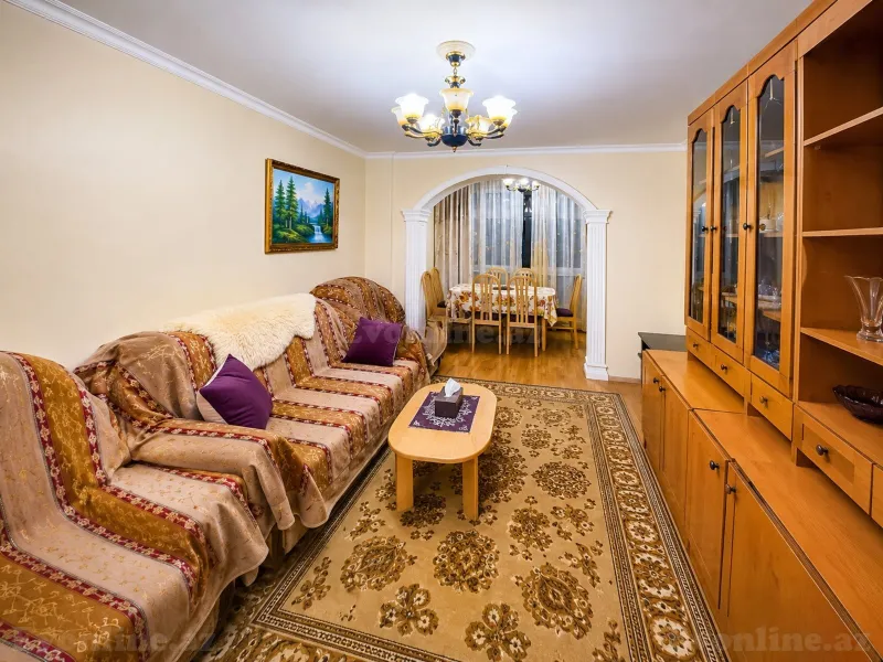 Kirayə verilir 3 otaqlı Mənzil Köhnə tikili 90 m² Nizami m.