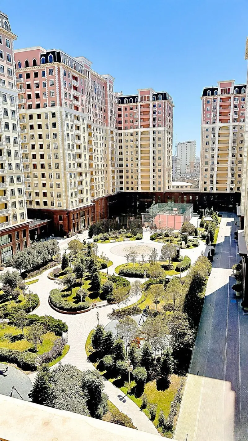 2 otaqlı Mənzil 65 m² Elmlər Akademiyası m. Kirayə verilir