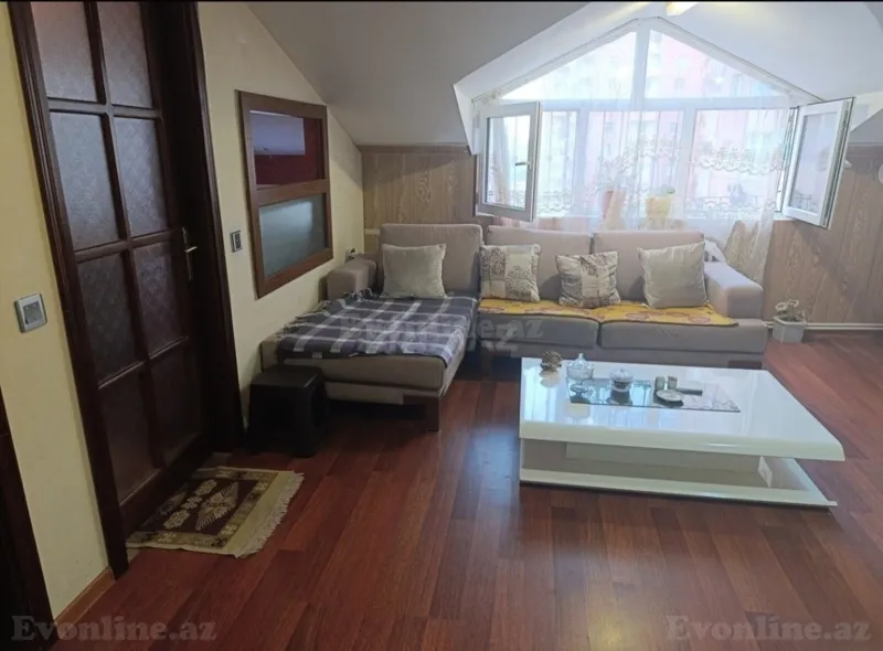 2 otaqlı Mənzil 60 m² İnşaatçılar m. Satılır