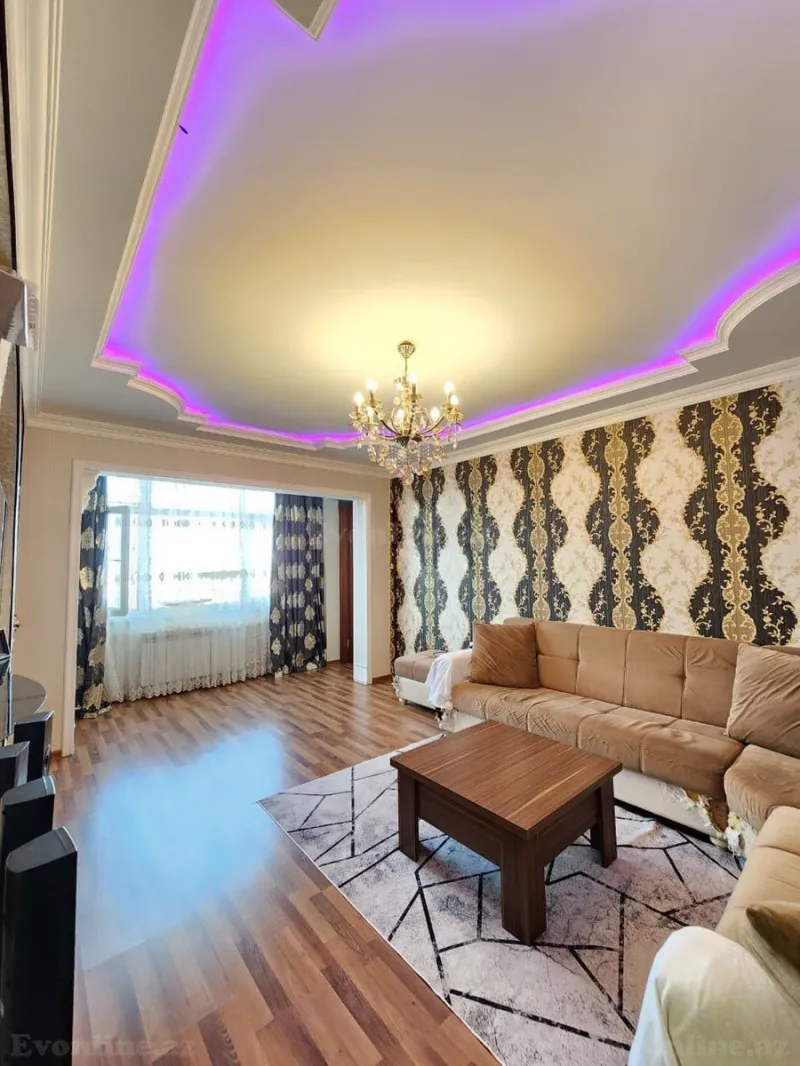 Satılır 4 otaqlı Mənzil Köhnə tikili 88 m² Sumqayıt